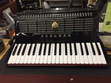 Accordion complete serviced bass and keyboard
